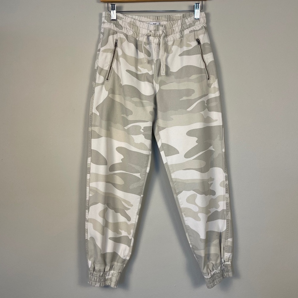 TNA Cargo Pants - XS White and Gray Camouflage